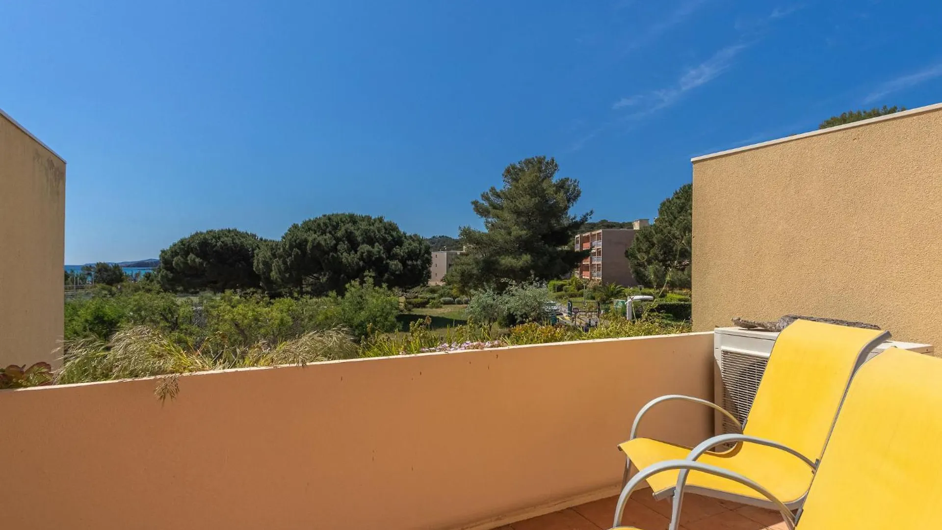 Apartment Les Ondines By Interhome بورم لي ميموزا  بورم لي ميموزا